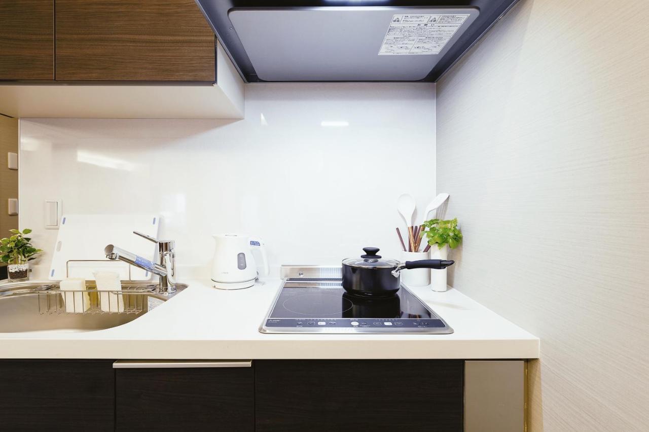 Cherry Blooming Tokyo- All Suite Boutique Hotel 东京伊樱里-中央区全套房艺术酒店 Екстериор снимка
